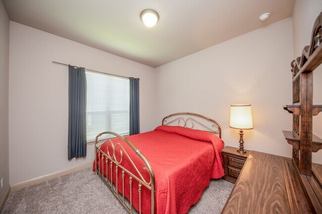 Building Photo - 2443 Grey Reef Dr