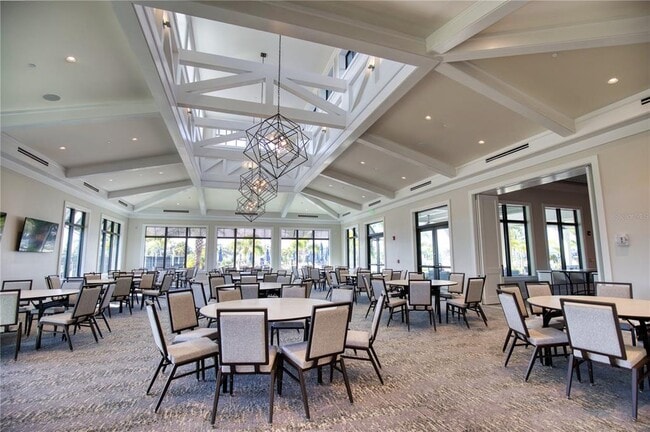 Building Photo - 6221 Fish Eagle Ct