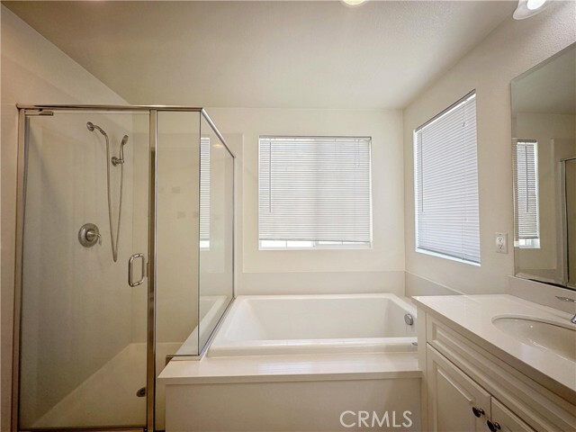 Building Photo - 681 Huron Pl