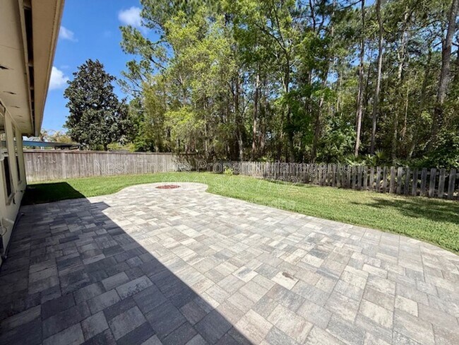 Building Photo - 4509 Deep River Way E