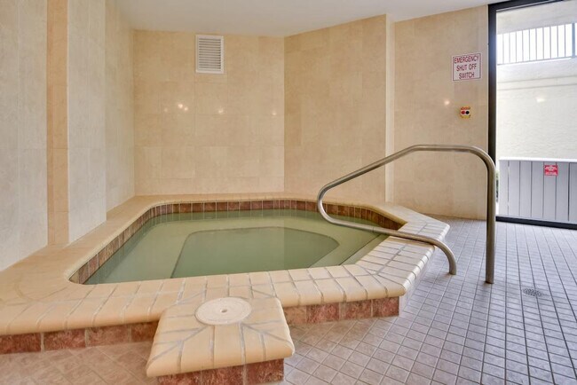 Building Photo - 3855 S Atlantic Ave