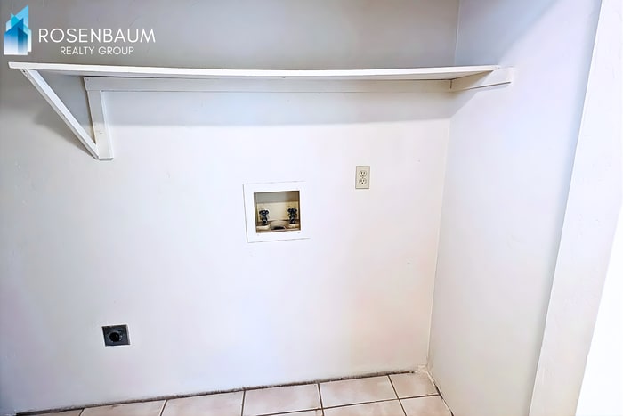 Building Photo - 3184 N Tani Rd