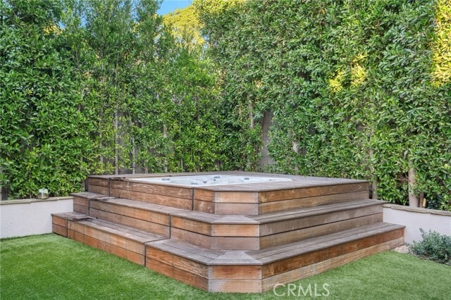 Building Photo - 738 N Almar Ave