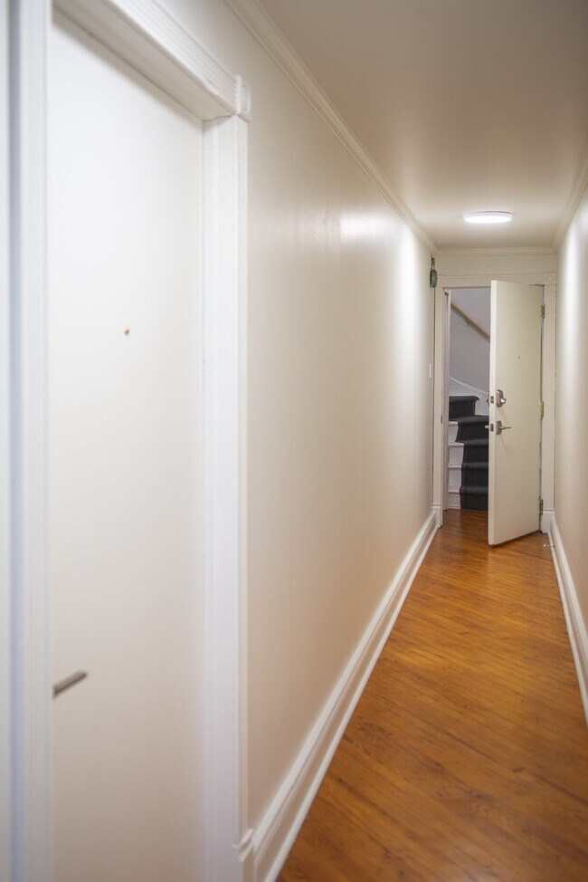 Building Photo - 455 Fairmount Ave