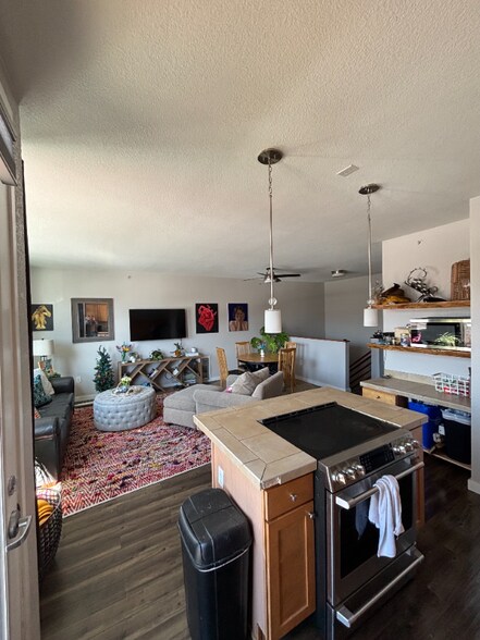 Building Photo - 2810 E College Ave