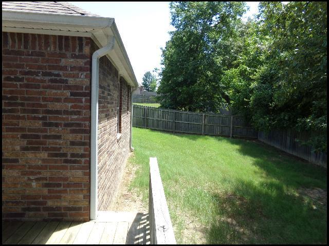 Building Photo - 5505 Bridgeport Ln