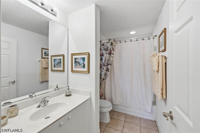 Building Photo - 866 Carrick Bend Cir