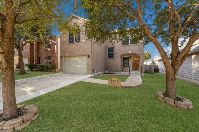 Building Photo - Charming & Spacious 3/2.5 in Mesa Creek JU...