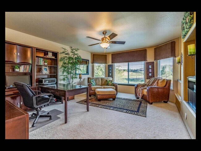 Building Photo - Fully furnished home for rent Castle Rock Short term