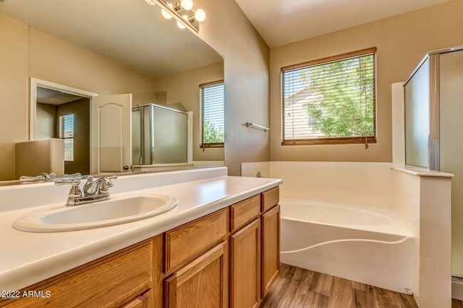 Building Photo - 12024 W Louise Ct