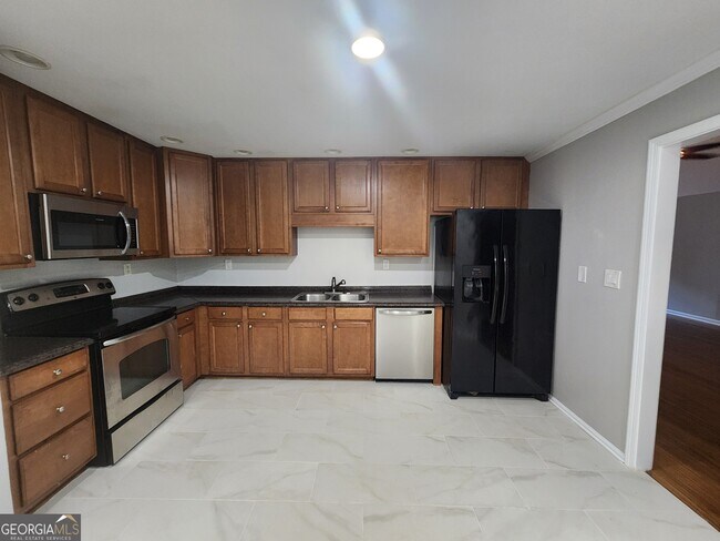 Building Photo - 29 Tinica Way