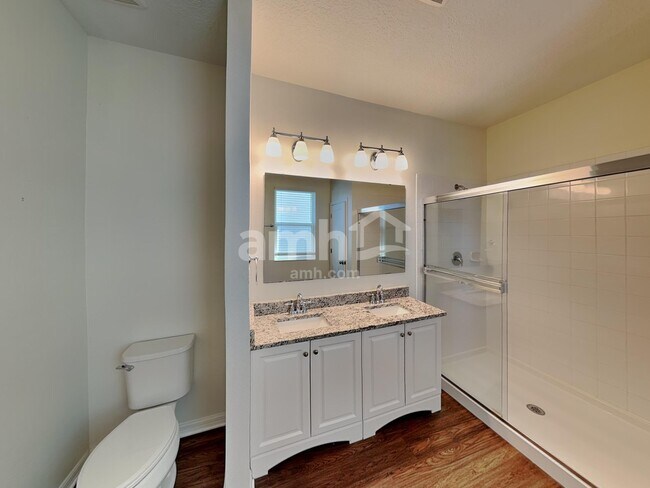 Building Photo - 5116 Piazza Loop