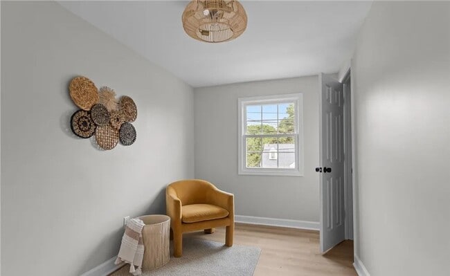 Building Photo - Newly Renovated 4 Bedroom, 2 Full Bath Home, Available Immediately!