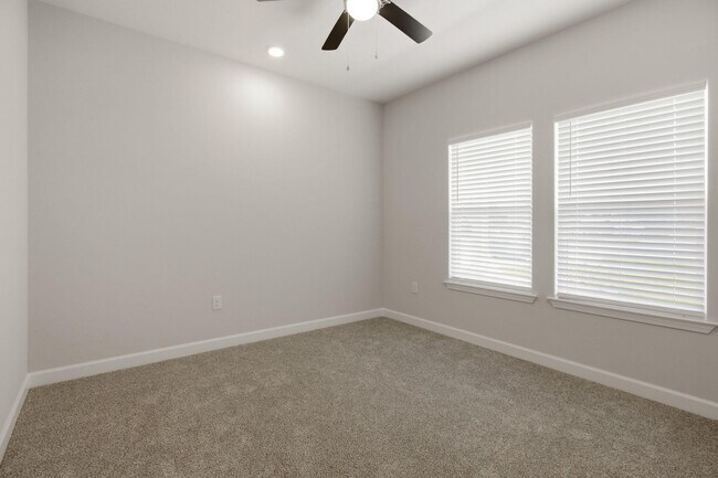 Building Photo - 6434 Kylito Cir