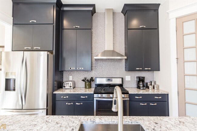 Building Photo - 3348 Turngate Ct