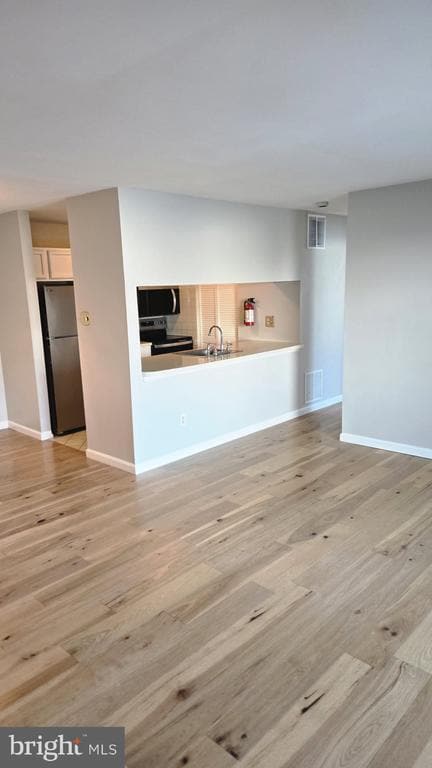 Building Photo - 501 The Woods