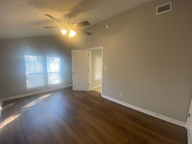 Building Photo - Cozy & Economical Unit in The Cove w/Waterfront Views of Massalina Bayou & Marina!