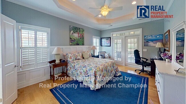 Building Photo - Immaculate 3 BD/2 BA Townhome in the Ashwo...