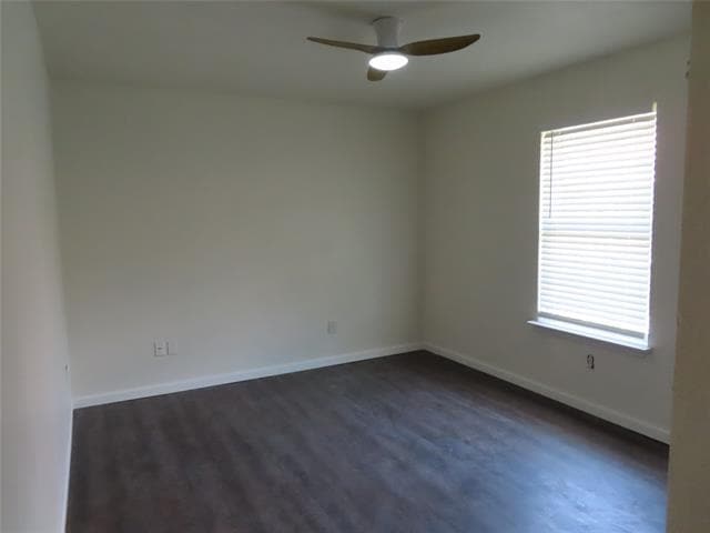 Building Photo - 3054 Modella Ave