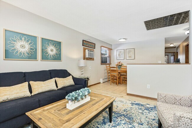 Building Photo - 157 Mississippi Pl