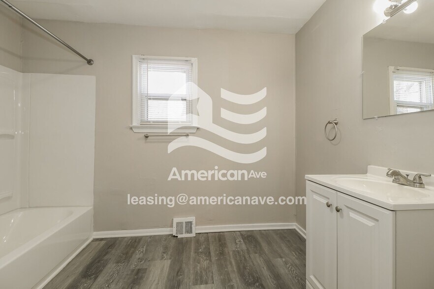 Building Photo - 1629 Dounton St