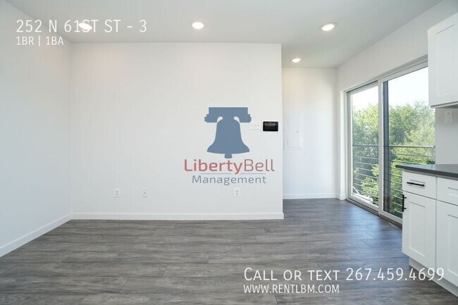Building Photo - 252 N 61st St