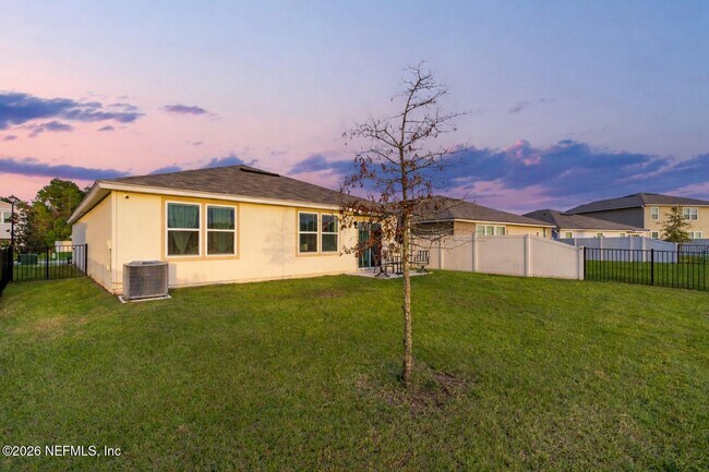 Building Photo - 3479 Lawton Pl