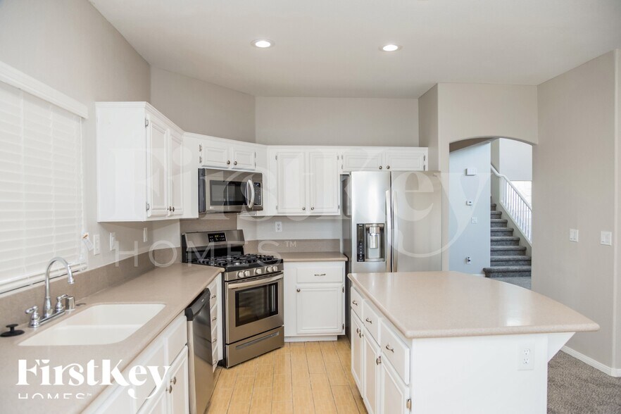 Building Photo - 7987 Sky Birch Ct