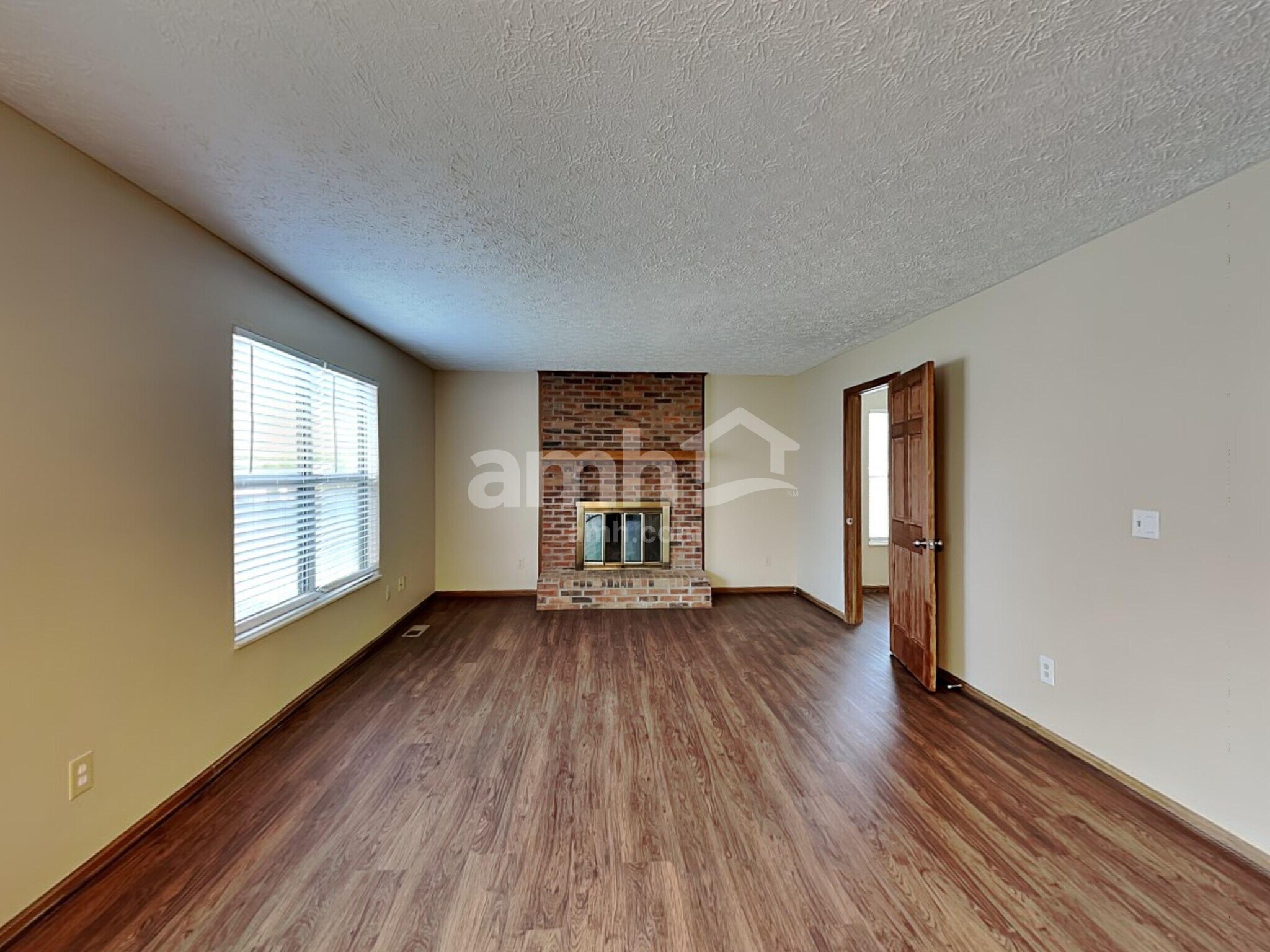 Building Photo - 350 Timber Ridge Dr