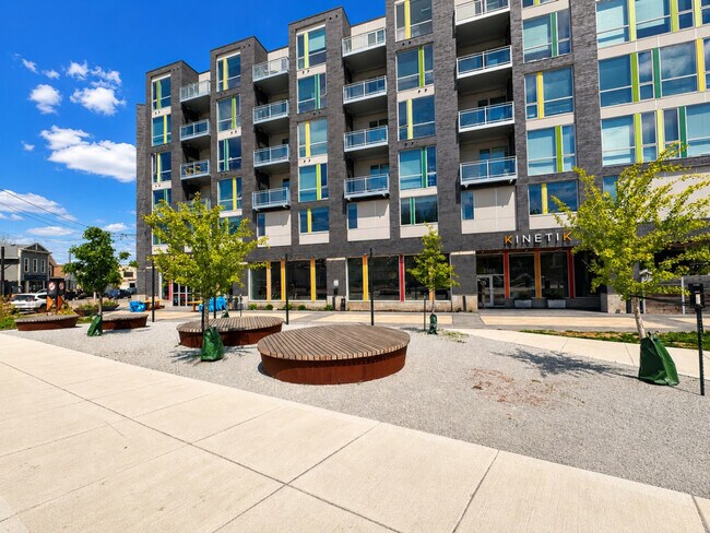 Building Photo - 2160 S Kinnickinnic Ave