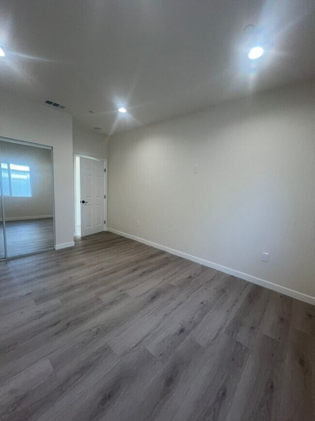 Building Photo - 7317-7321 Garden Grove Avenue