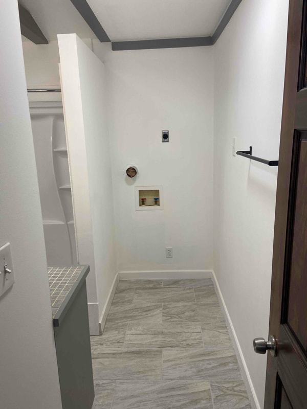 Building Photo - 515 Schley