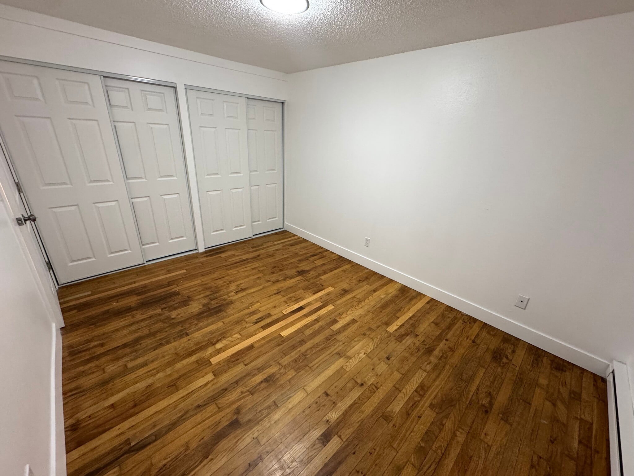 Building Photo - 3622 E 13th St