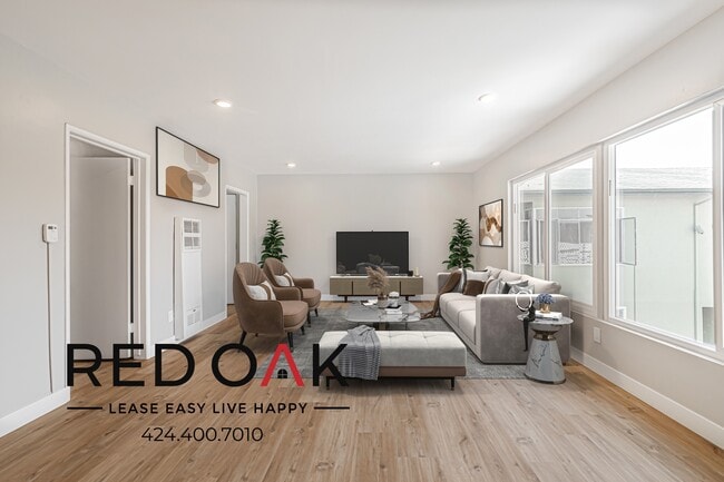 Building Photo - 4646 Coliseum St