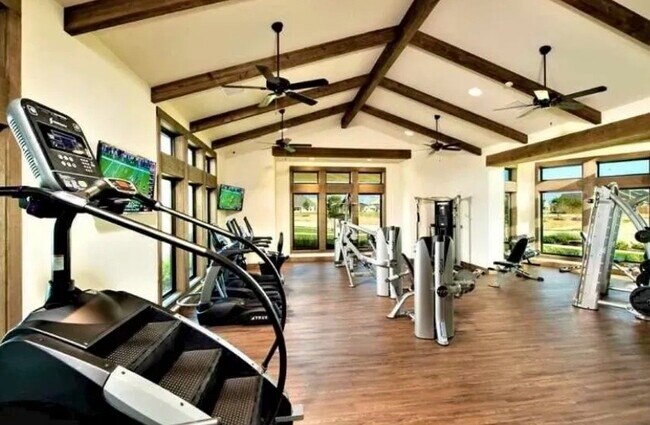 Building Photo - 24119 Via Renata Dr