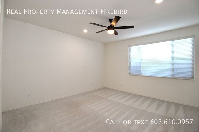 Building Photo - 3037 W la Mirada Dr