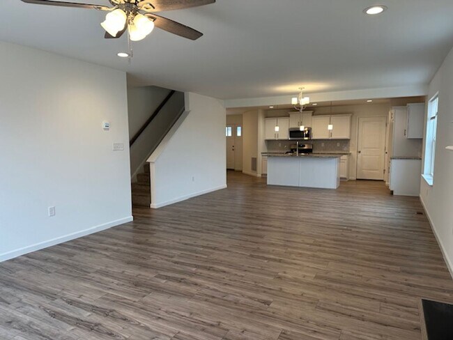 Building Photo - 67 Long Bnd Dr