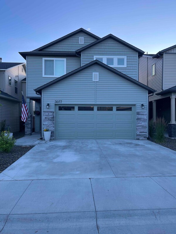 Building Photo - 3077 N Chianti Ave