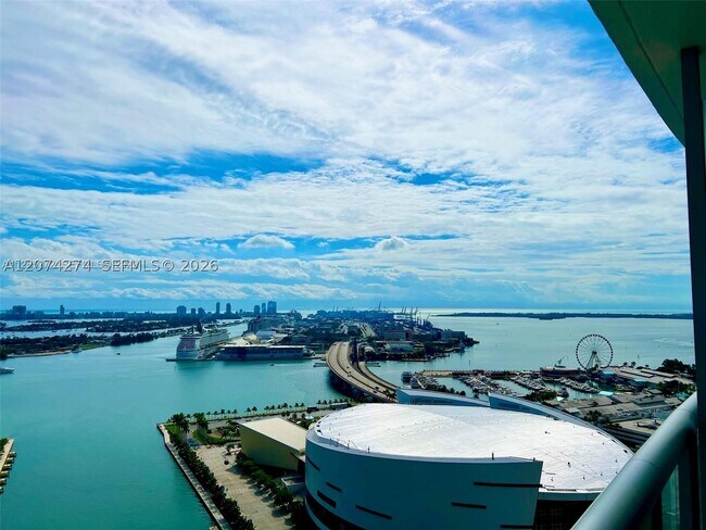 Building Photo - 888 Biscayne Blvd