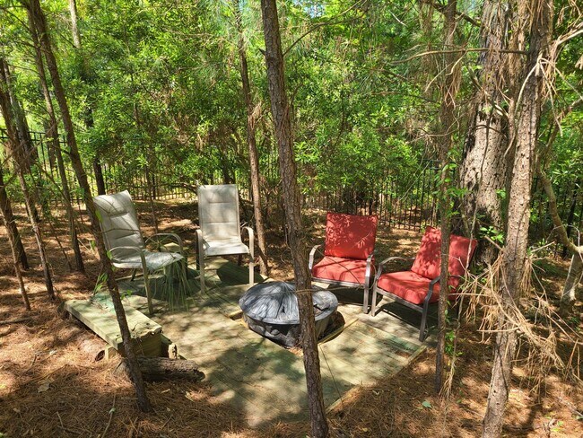 Building Photo - Gorgeous 4 Bedroom, 2.5 bath in Summerhouse community - Holly Ridge