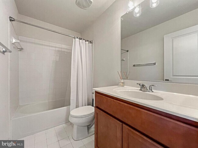 Building Photo - 8942 Dahlgren Ridge Rd