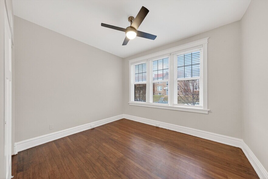 Building Photo - 4170 McRee Ave