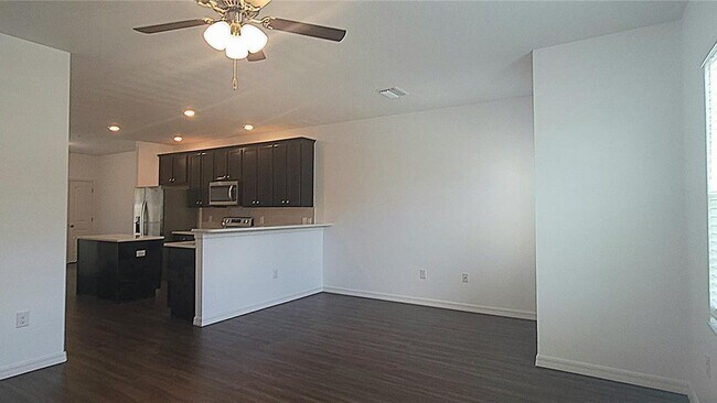 Building Photo - 5520 Angel Fish Ct