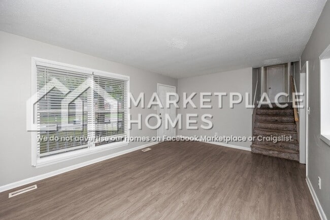 Building Photo - 4028 Sewall Dr SW