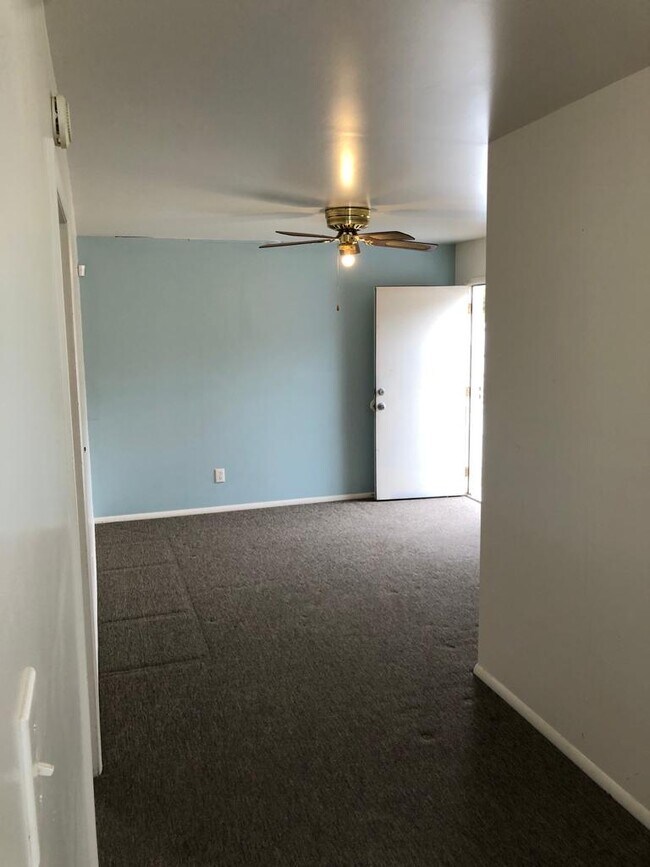 1771 W Dyer Rd 1771 W Dyer Rd Pahrump NV 89048 Apartment Finder