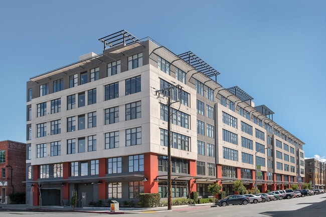 Building Photo - 288 3rd St