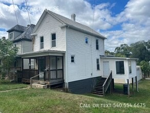 Building Photo - 1210 Tazewell Ave SE