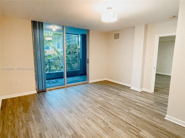 Building Photo - 3339 Virginia St