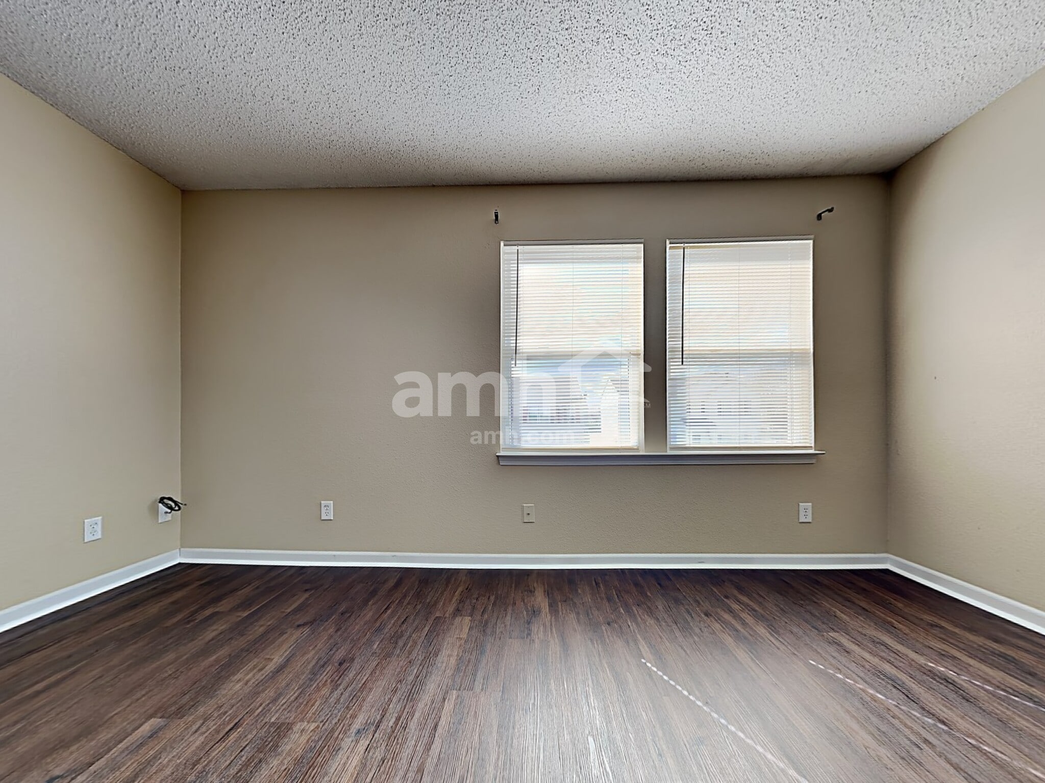 Building Photo - 356 Sunbeam Ln