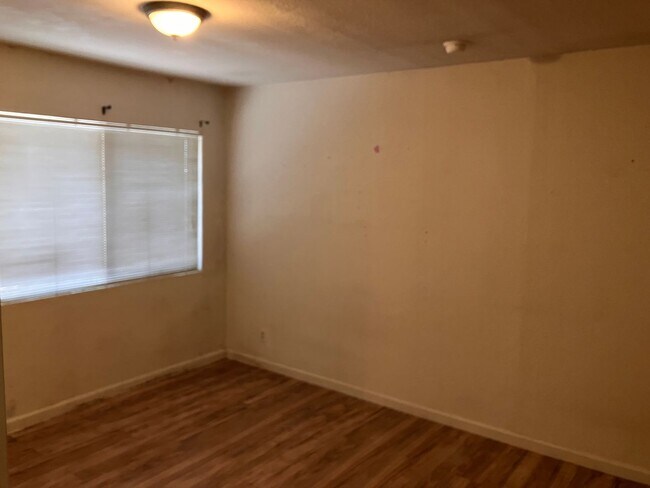 Building Photo - FA3496-Andrade, Edward